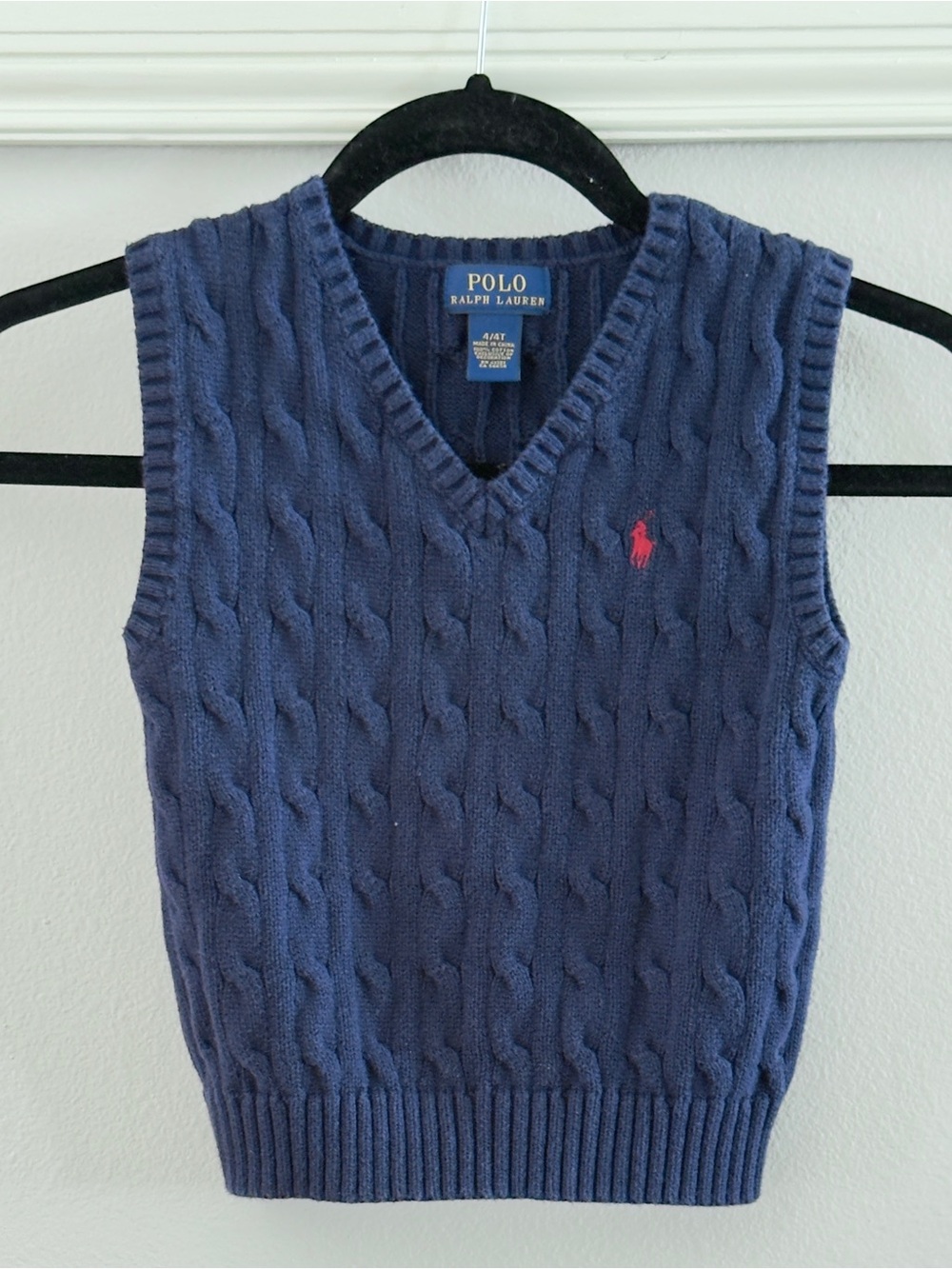 Ralph Lauren kids cotton cable knit sweater vest. size 4T